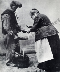 POSTER STAMPA 21 PESCIVENDOLO DI SANTA LUCIA ANTICHI MESTIERI RIPRODUZIONE DA FOTOGRAFIA INIZIO 1900 32X45